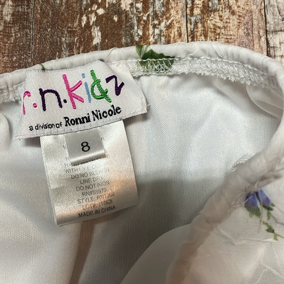 r n kidz white two piece with purple floral design. skirt and top set - Picture 5 of 11